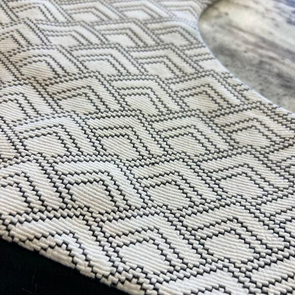 Express Black + White Racerback Crop Blouse XS - Picture 2 of 4